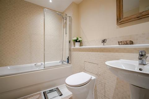 2 bedroom apartment for sale, Ladywood Grange, Sunningdale