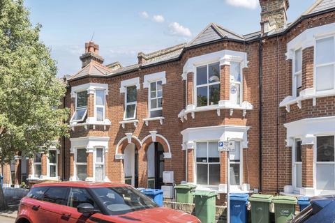 3 bedroom flat to rent, Kinsale Road, Peckham Rye, London, SE15