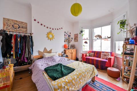 Kinsale Road, Peckham Rye, London, SE15