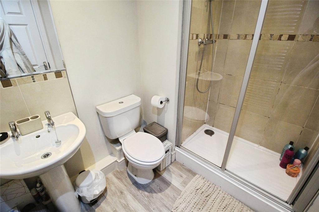 En-Suite 2