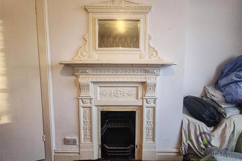 5 bedroom terraced house for sale, Luton Road, Kent ME4