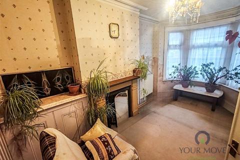 5 bedroom terraced house for sale, Luton Road, Kent ME4
