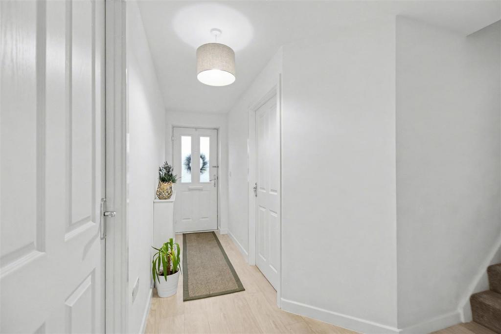 Entrance Hall 2.jpeg