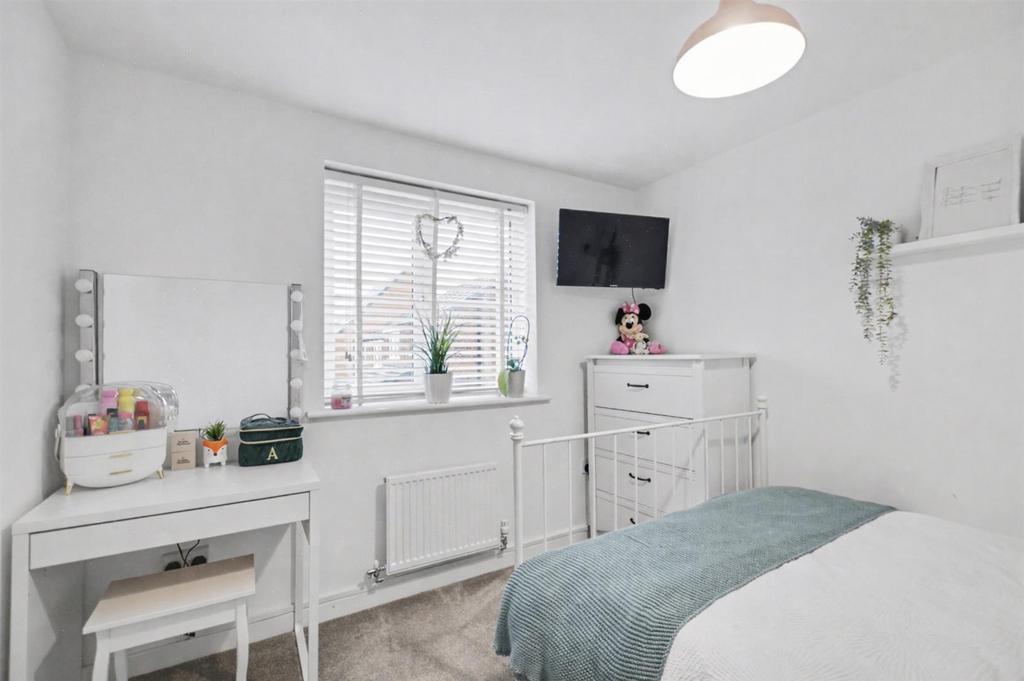 Bedroom 2 1.jpeg