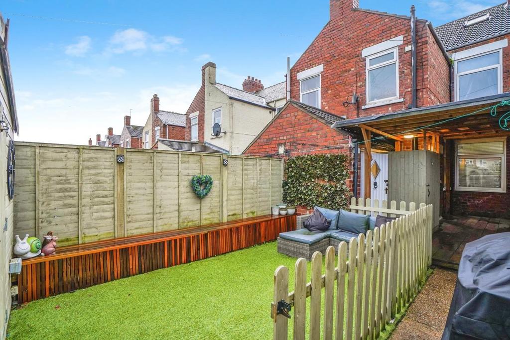 54 Volta street, Selby, YO8 8 DF bb051e18-DSC06129.
