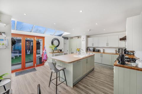 4 bedroom semi-detached house for sale, Old Croft Close, Good Easter, Chelmsford