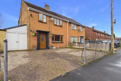 3 bedroom semi-detached house for sale, Mountbatten Avenue, Dukinfield, SK16 5BU