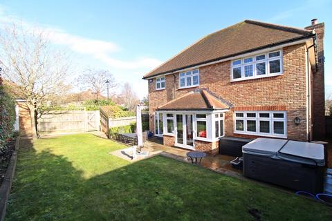 4 bedroom detached house for sale, Homevale Close, Hayes, Bromley, BR2