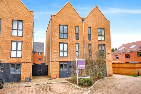 undefined, Cobbett Square, Bordon GU35