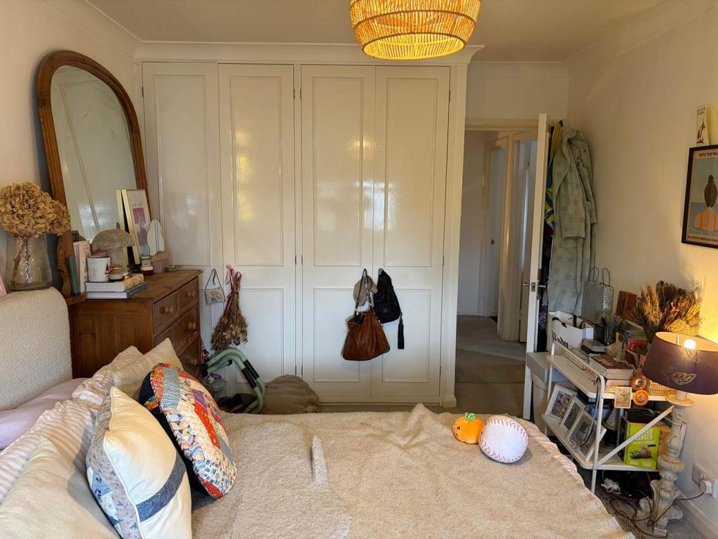 Bedroom 2 c