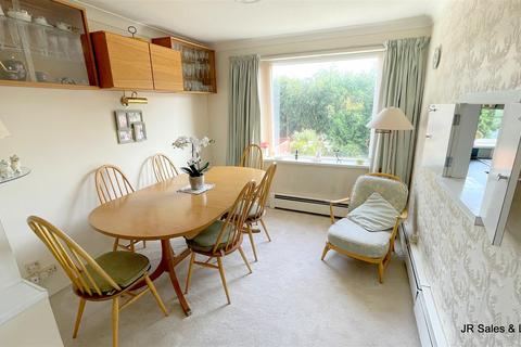 3 bedroom semi-detached house for sale, Bacons Drive, Cuffley