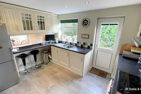 3 bedroom semi-detached house for sale, Bacons Drive, Cuffley