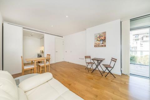 2 bedroom flat to rent, Eastfields Avenue, London SW18
