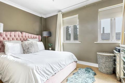 3 bedroom apartment for sale, Mill End, Standon, SG11