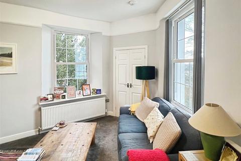 1 bedroom flat to rent, Middle Warberry Road, Devon TQ1