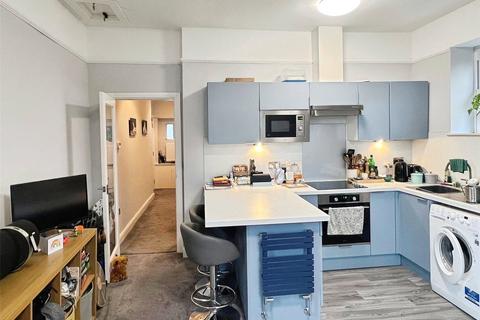 1 bedroom flat to rent, Middle Warberry Road, Devon TQ1