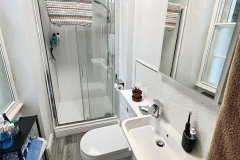 1 bedroom flat to rent, Middle Warberry Road, Devon TQ1