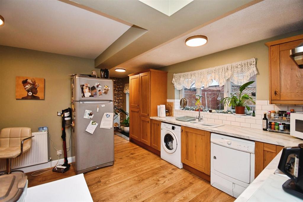 Kitchen / breakfast room