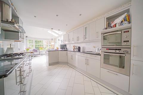 undefined, Doveridge Close, Solihull, B91