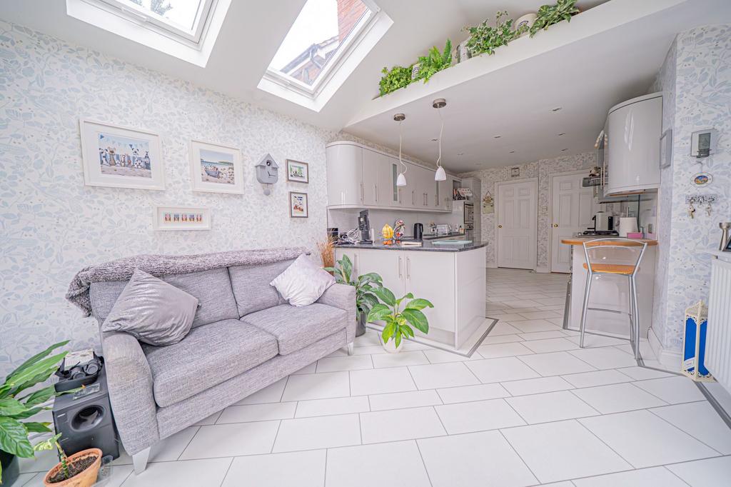House in Solihull, Kineton Green - View 3