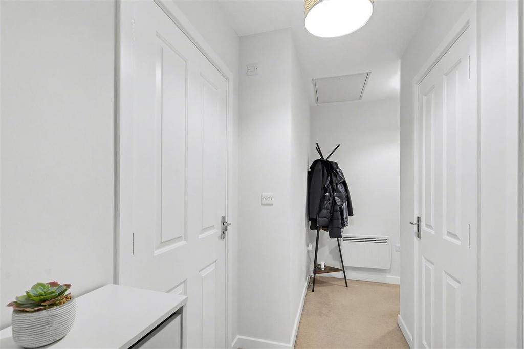 Hallway.jpeg