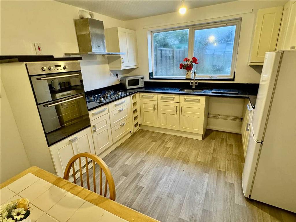 Dining kitchen