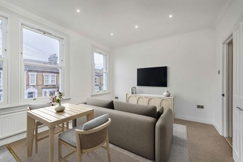 2 bedroom apartment to rent, Elmer Road, Catford, London, SE6