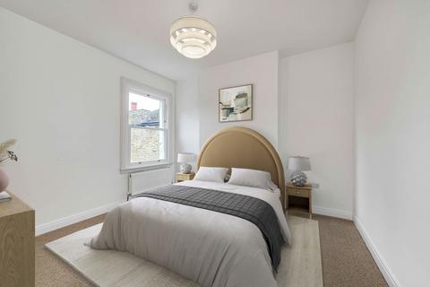 2 bedroom apartment to rent, Elmer Road, Catford, London, SE6