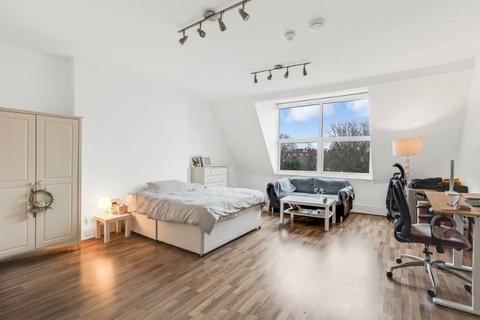 Studio to rent, Parsifal Road, West Hampstead, NW6
