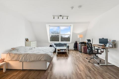 Studio to rent, Parsifal Road, West Hampstead, NW6
