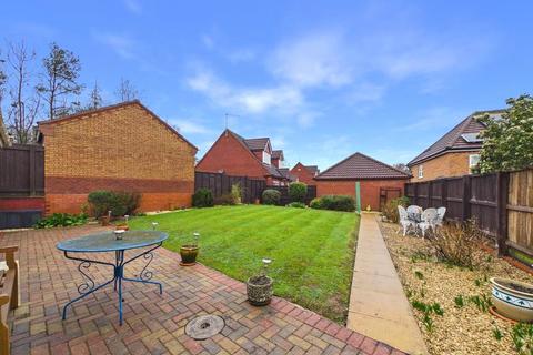 2 bedroom bungalow for sale, Twarnley Rise, Worcester, Worcestershire, WR4