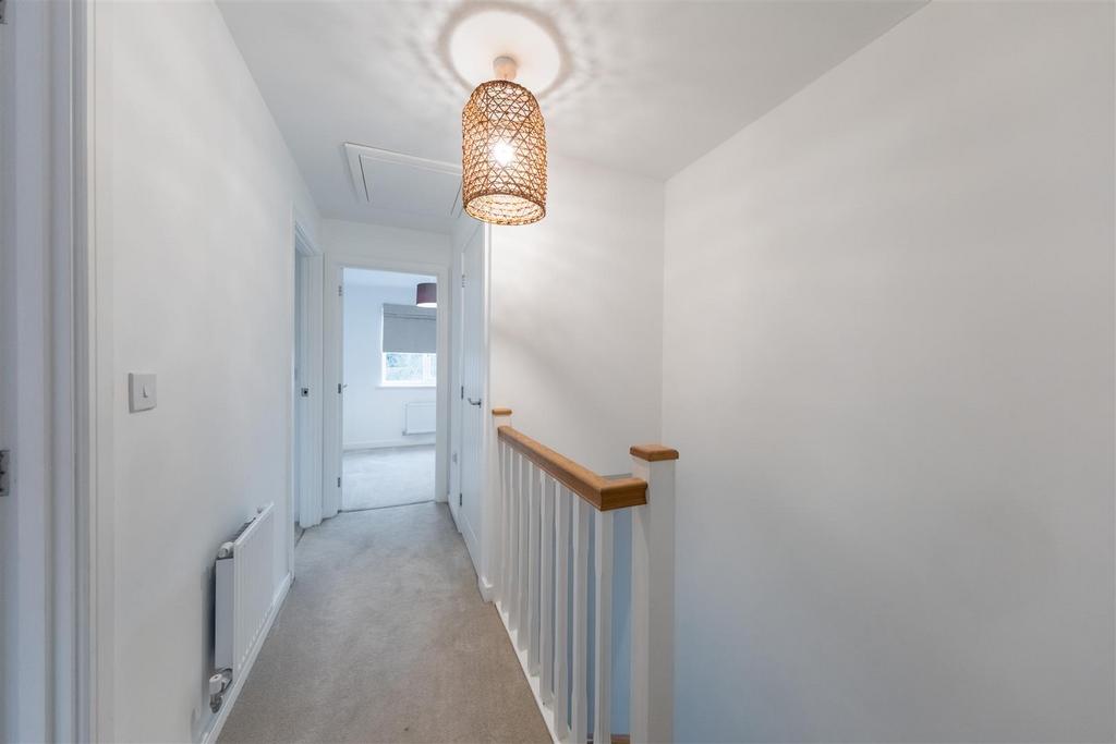 3 Waterfield Road-028.jpg