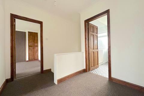 1 bedroom maisonette for sale, Grasmere Close, Wolverhampton WV11