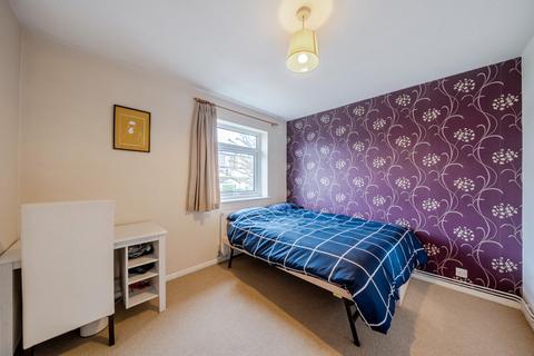 2 bedroom maisonette for sale, Blenheim Road, Raynes Park, London, SW20