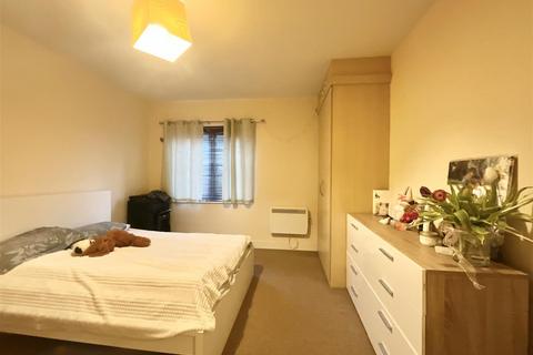 2 bedroom apartment to rent, Hollybrook Park, Bristol