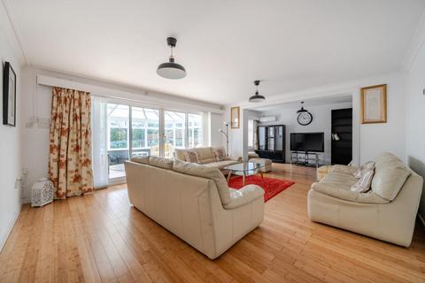 6 bedroom detached house for sale, Oakwood Road, Chandler's Ford, Eastleigh