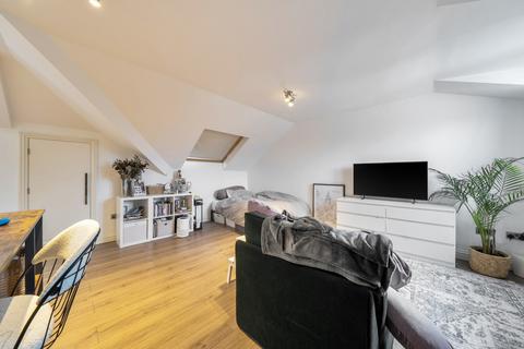 undefined, Lewis Road, Sutton