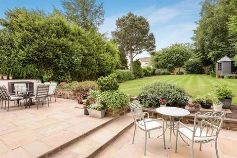 5 bedroom detached house for sale, Westgate, Guiseley, Leeds
