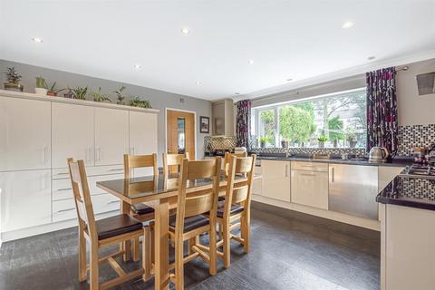 5 bedroom detached house for sale, Westgate, Guiseley, Leeds