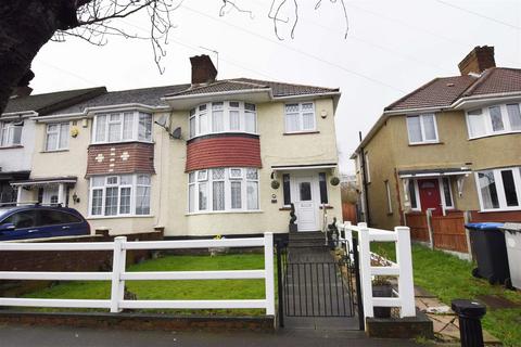 3 bedroom end of terrace house for sale, Victoria Avenue, Wembley, Middlesex