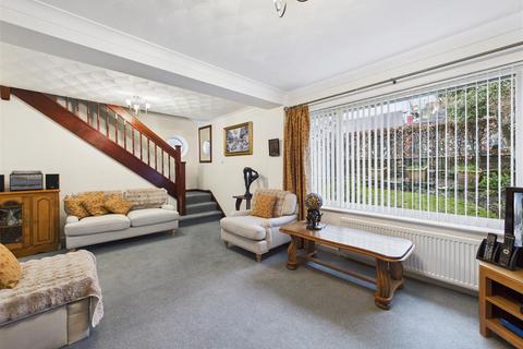 4 bedroom detached house for sale, Eckington Road, Coal Aston, Dronfield