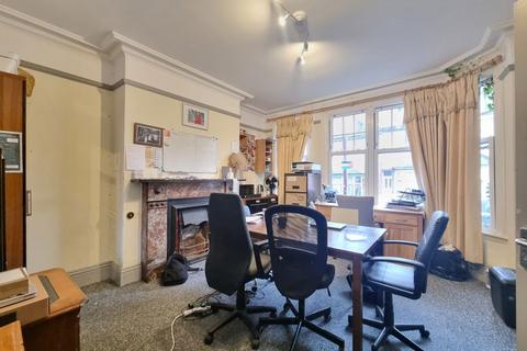 6 bedroom terraced house to rent, Tennyson Street, Leicester