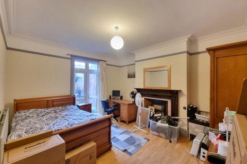 6 bedroom terraced house to rent, Tennyson Street, Leicester