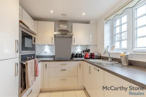 2 bedroom apartment for sale, Le Jardin, 20-22 Station Road, Letchworth, Hertfordshire, SG6 3BA