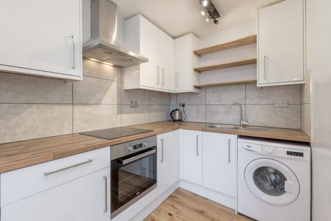 undefined, 3F3, 42 Giles Street, Leith, EH6 6BY