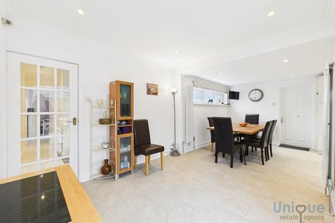 4 bedroom detached house for sale, Lindsay Avenue,  Poulton-le-Fylde, FY6