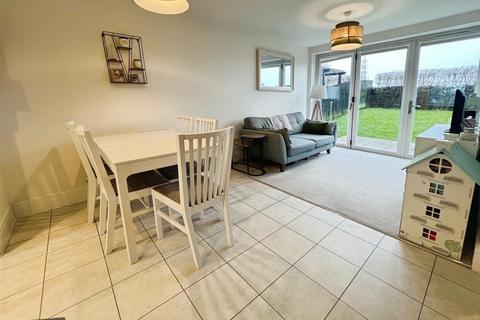 undefined, Sandhill Fold, Bradford BD10