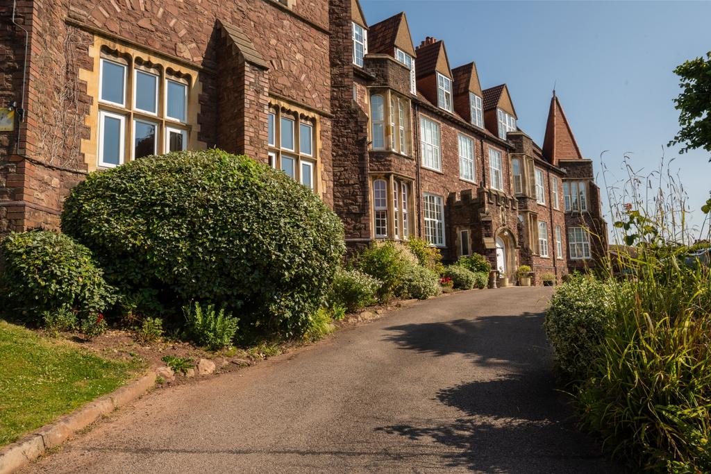 Clewer Court-6
