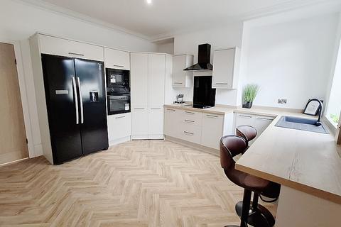 undefined, Ripponden Road, Oldham OL4
