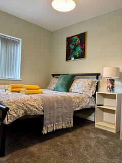 undefined, Kingsway, Hayes UB3